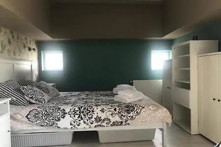 Cosy Place In The Posh Area Of Dorobanti! Διαμέρισμα *